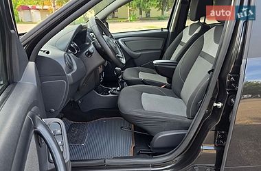 Позашляховик / Кросовер Dacia Duster 2017 в Новоархангельську