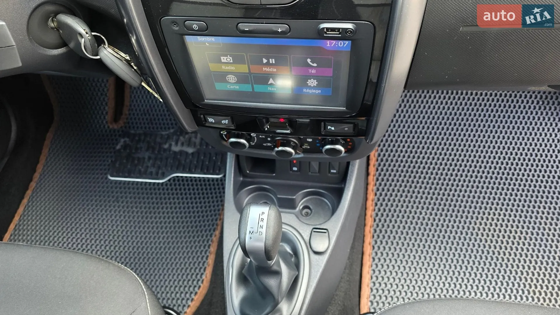 2017 Dacia Duster - мініатюра 138