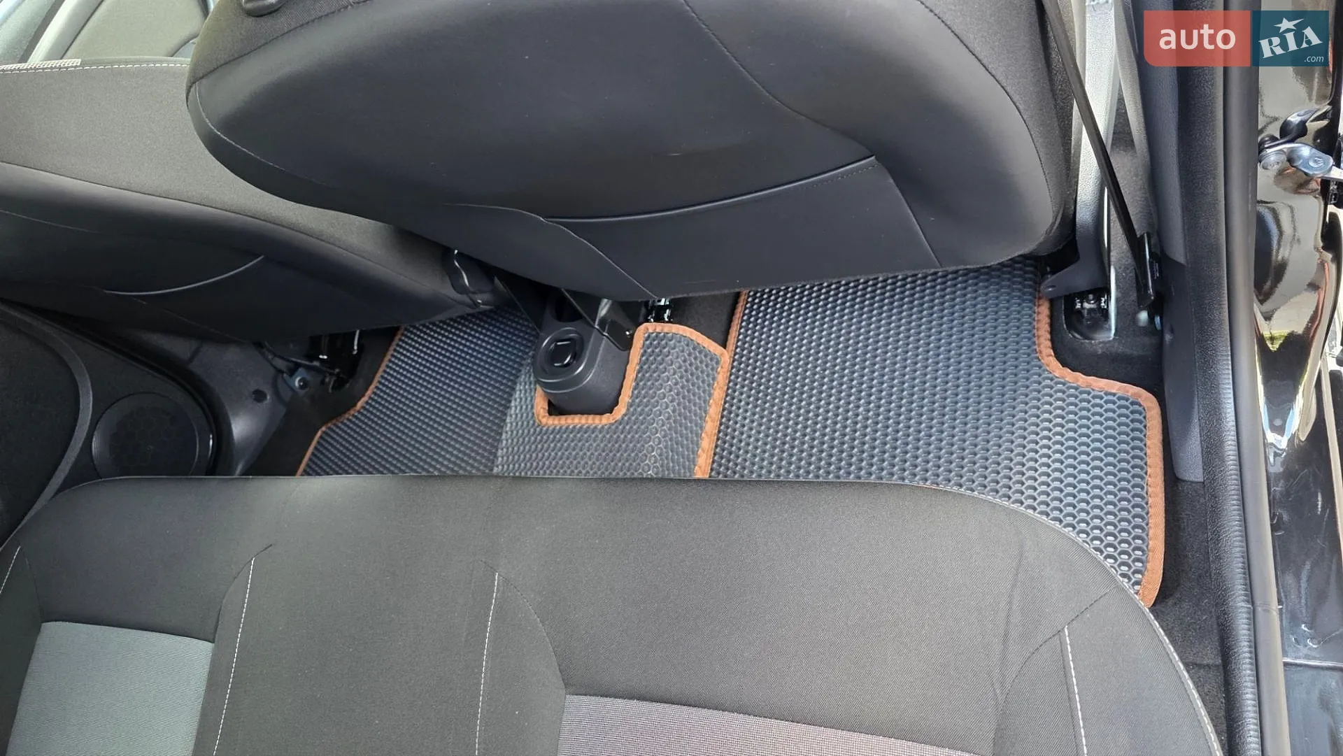 2017 Dacia Duster - мініатюра 146