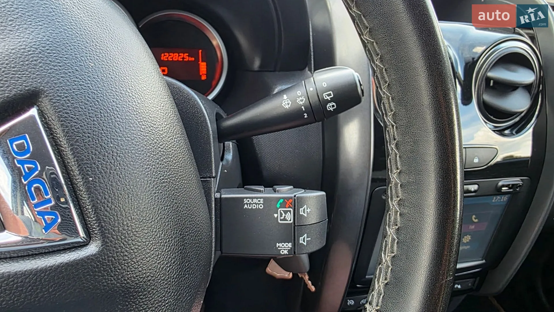 2017 Dacia Duster - мініатюра 14