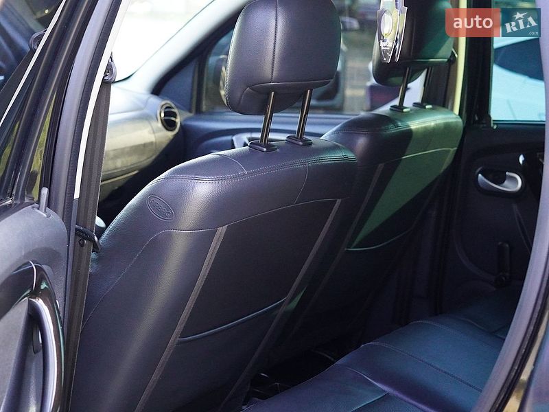 Позашляховик / Кросовер Dacia Duster 2011 в Білгороді-Дністровському фото 9 Позашляховик / Кросовер Dacia Duster 2011 в Білгороді-Дністровському