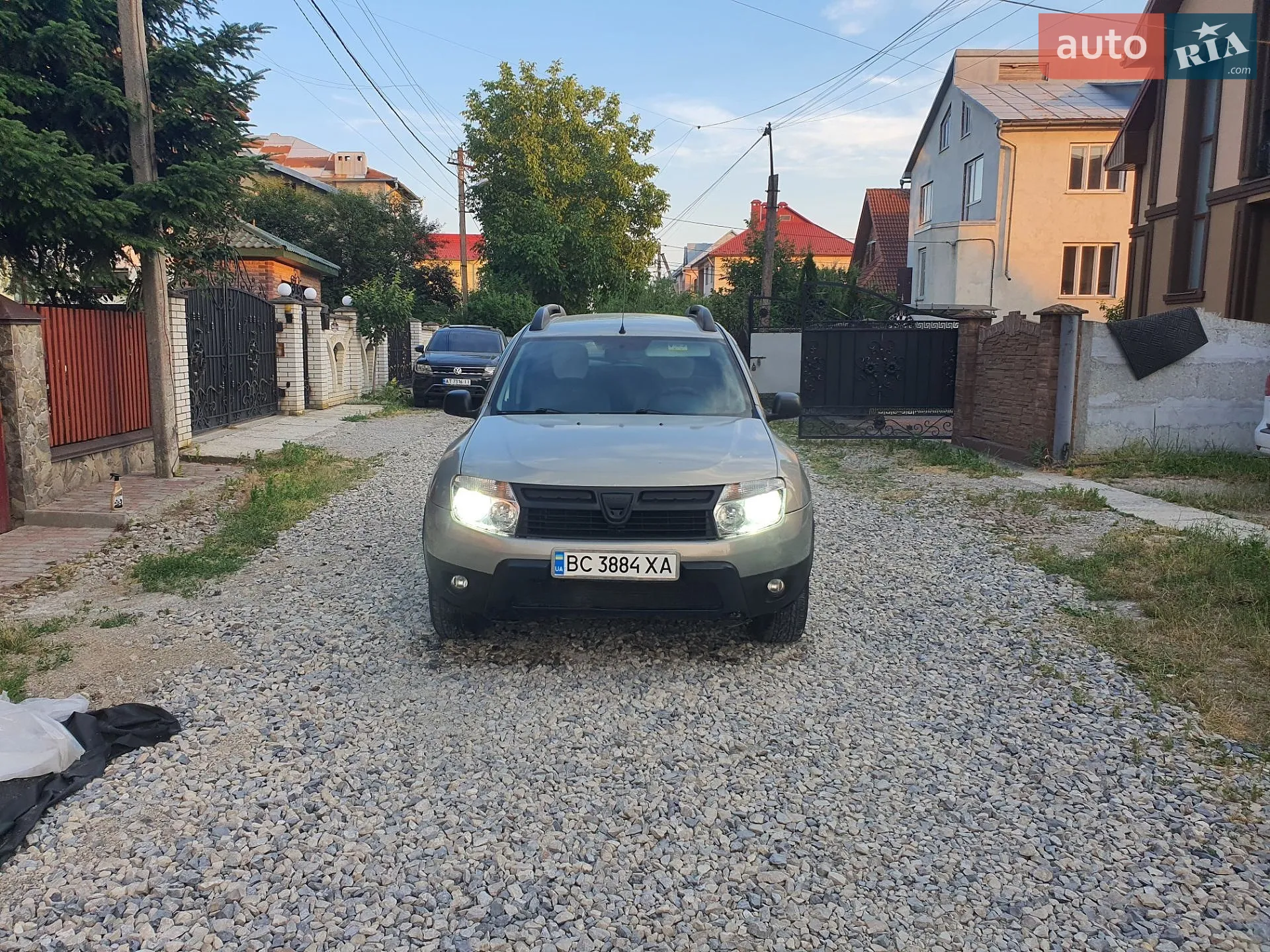 2012 Dacia Duster - мініатюра 2