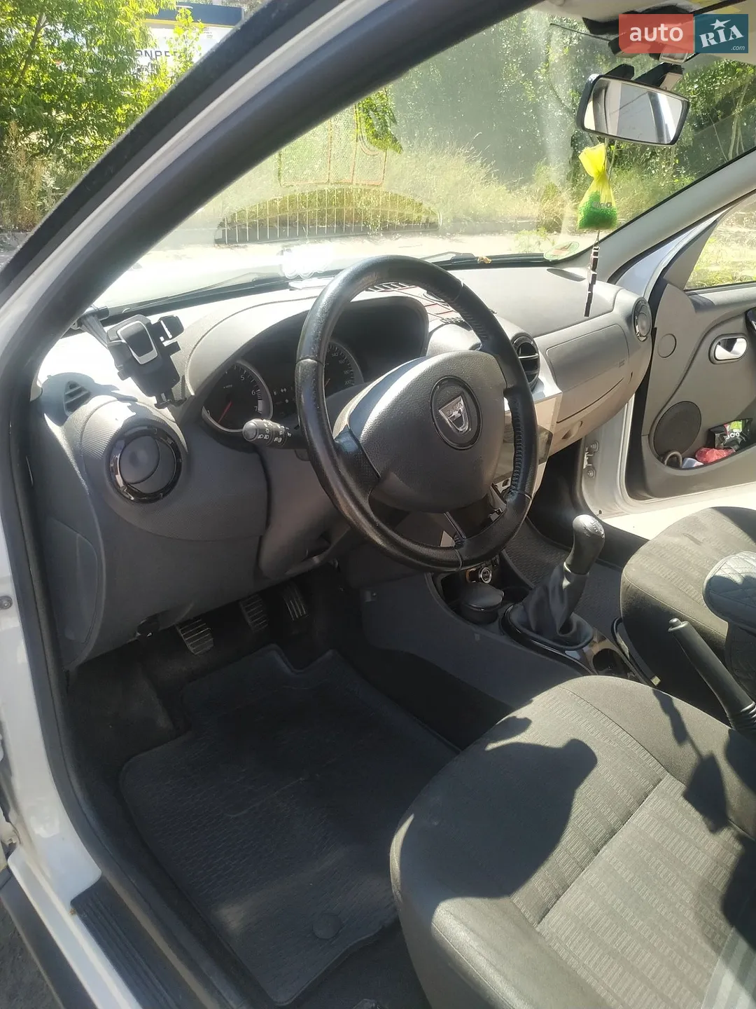 2011 Dacia Duster - мініатюра 12