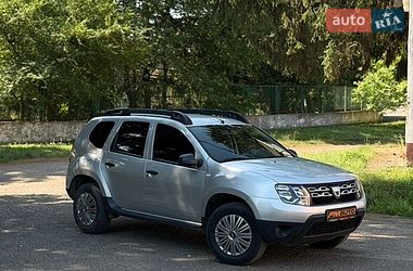 Позашляховик / Кросовер Dacia Duster 2016 в Бурштині