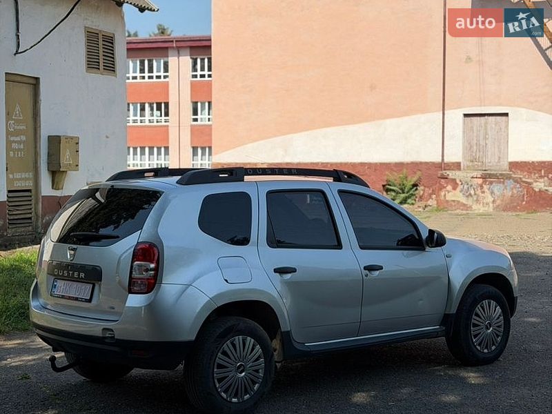 Позашляховик / Кросовер Dacia Duster 2016 в Бурштині