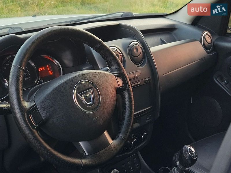 Внедорожник / Кроссовер Dacia Duster 2016 в Сумах