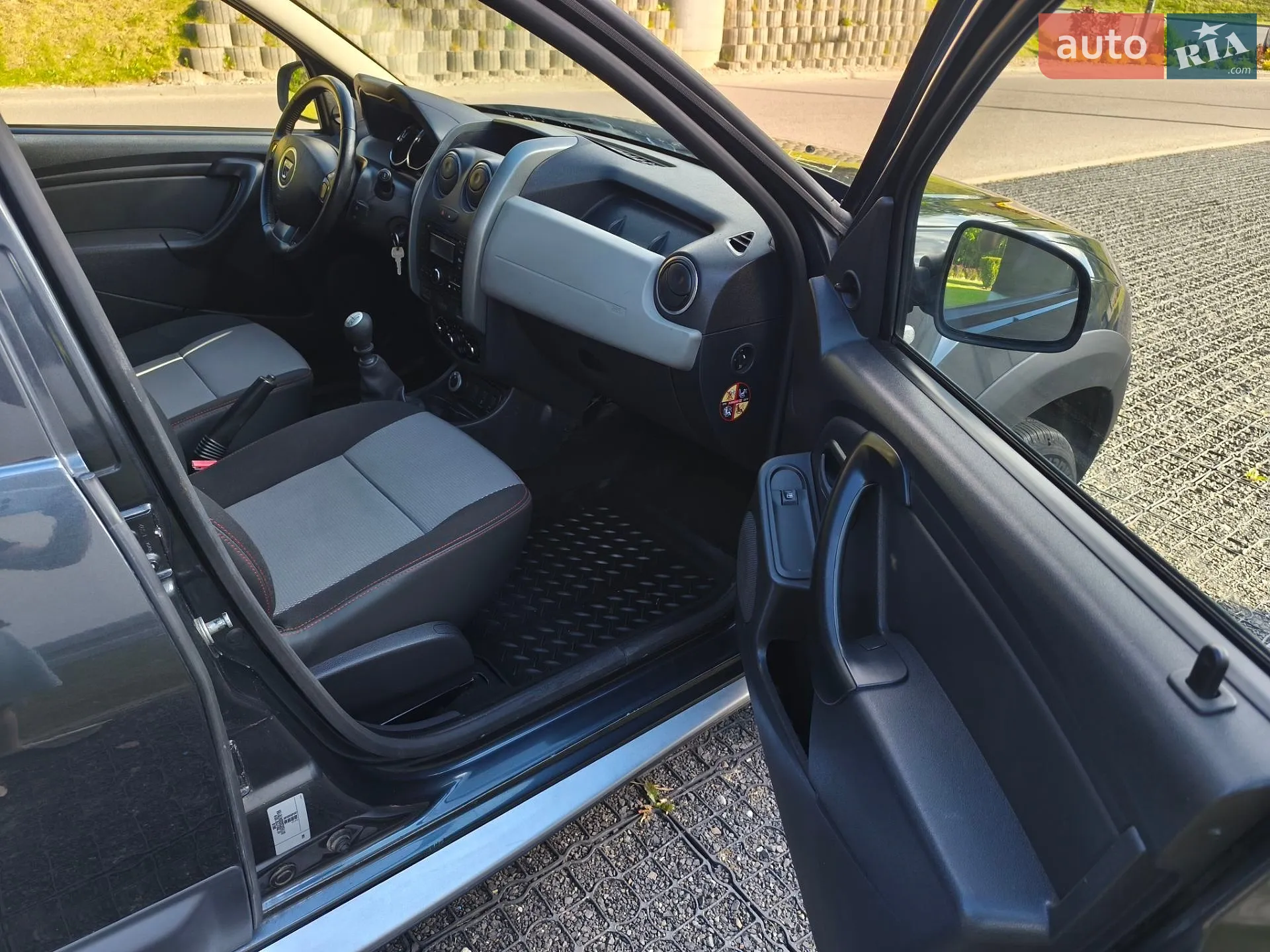 2014 Dacia Duster - мініатюра 13