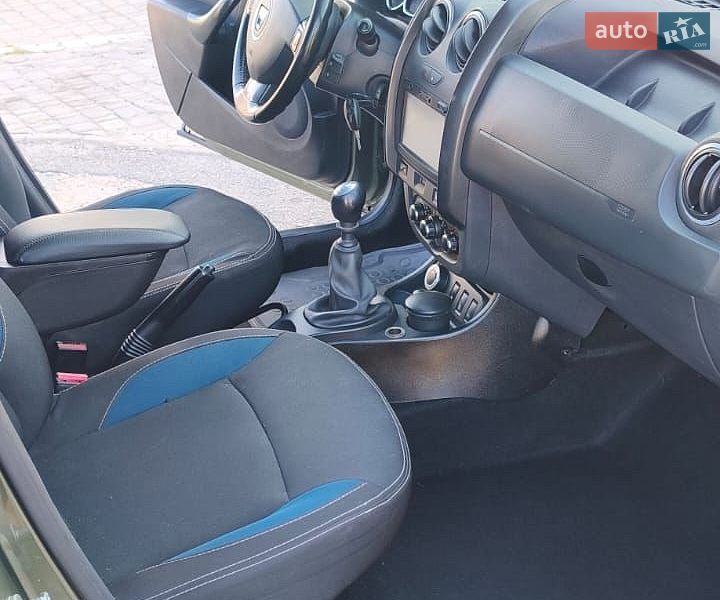 Внедорожник / Кроссовер Dacia Duster 2015 в Харькове