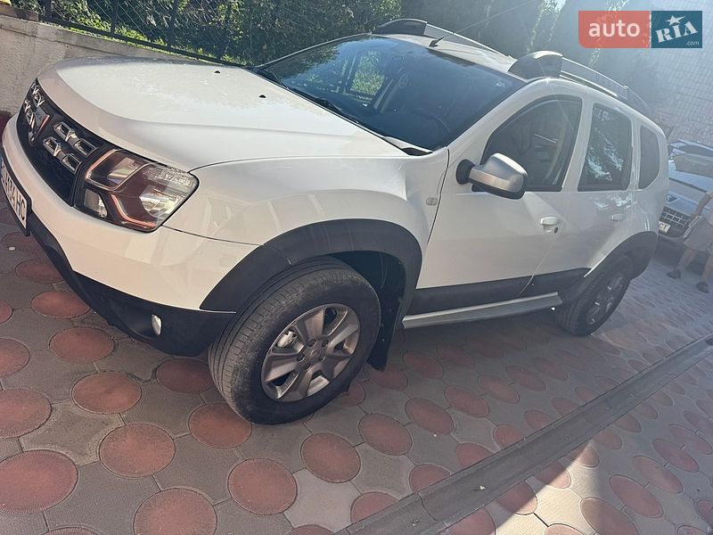 Позашляховик / Кросовер Dacia Duster 2014 в Тернополі