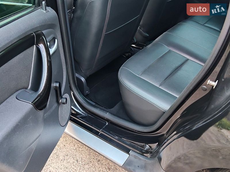 Внедорожник / Кроссовер Dacia Duster 2011 в Чернигове