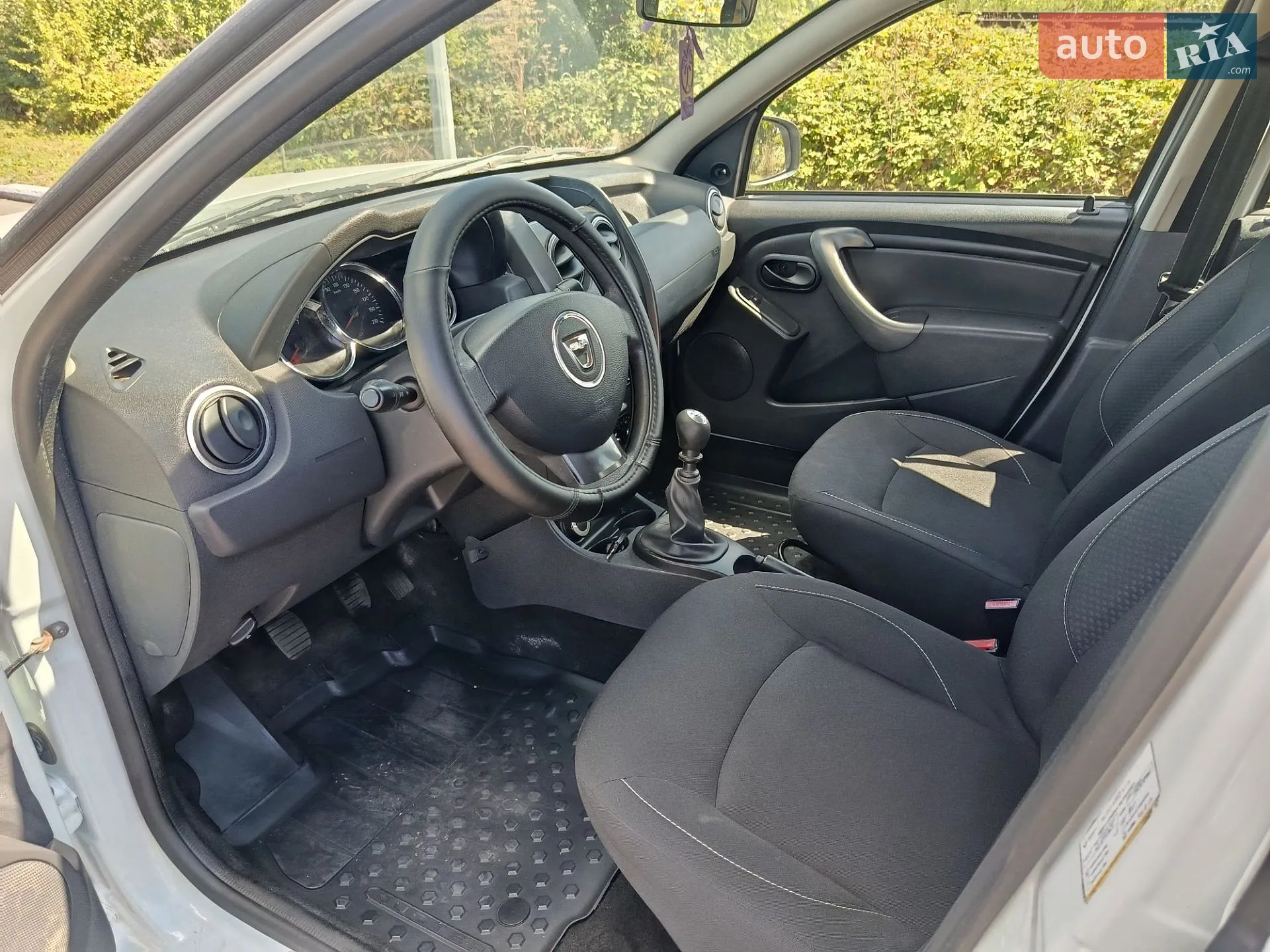 2016 Dacia Duster - мініатюра 12