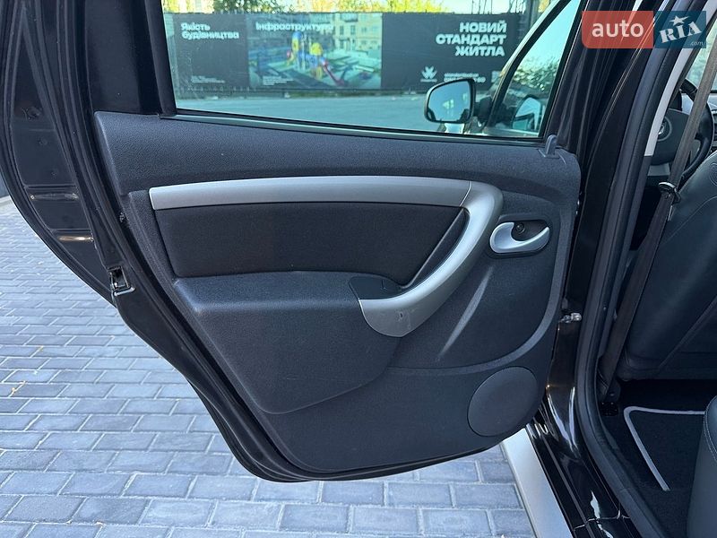 Внедорожник / Кроссовер Dacia Duster 2014 в Полтаве