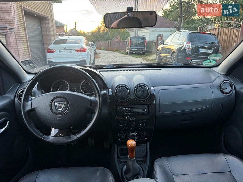 Внедорожник / Кроссовер Dacia Duster 2011 в Ахтырке