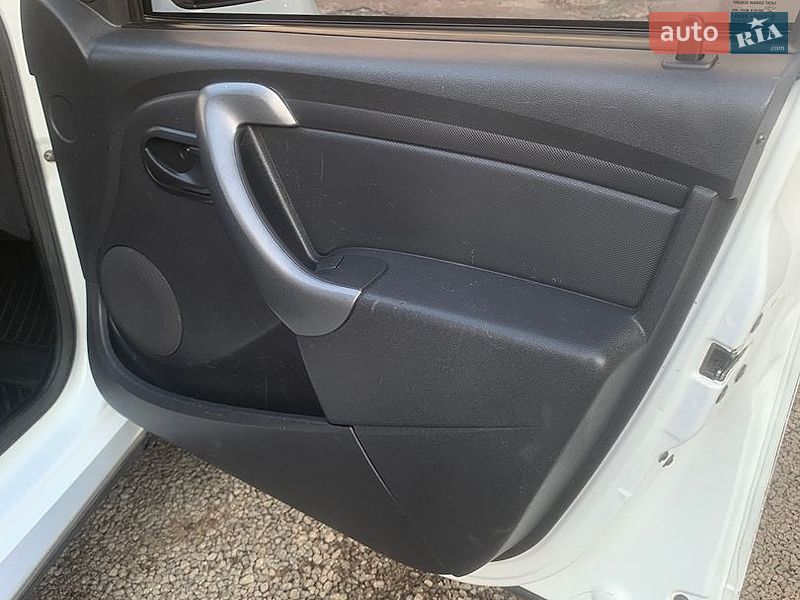 Позашляховик / Кросовер Dacia Duster 2013 в Житомирі