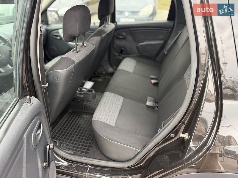Внедорожник / Кроссовер Dacia Duster 2012 в Полтаве