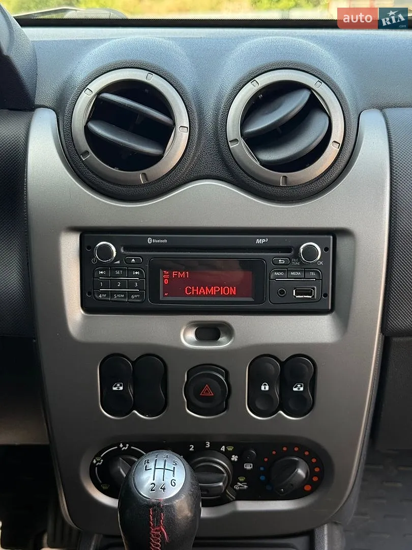 2012 Dacia Duster - мініатюра 13