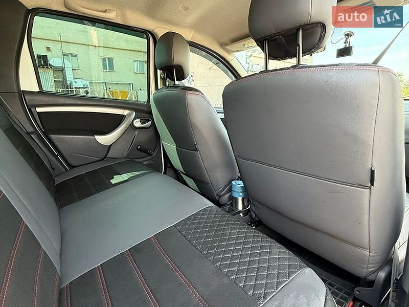 Позашляховик / Кросовер Dacia Duster 2012 в Кривому Розі