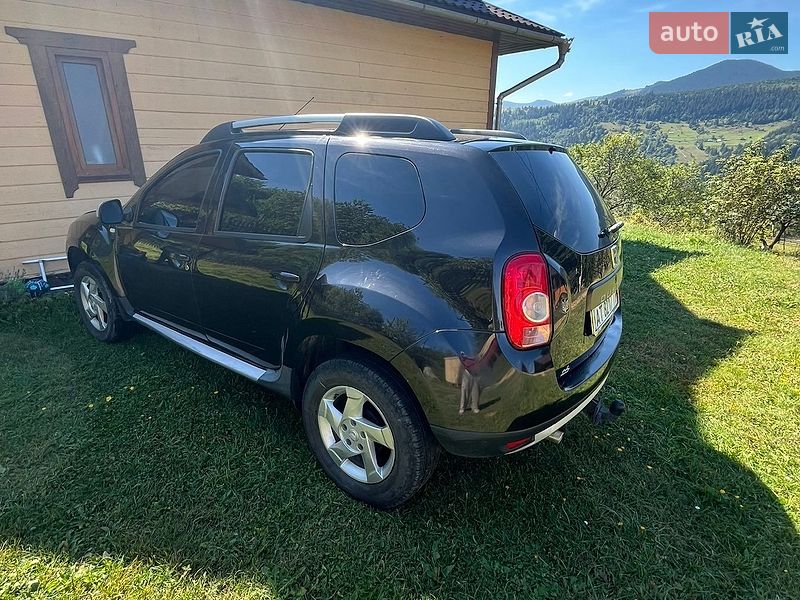 Позашляховик / Кросовер Dacia Duster 2010 в Верховині