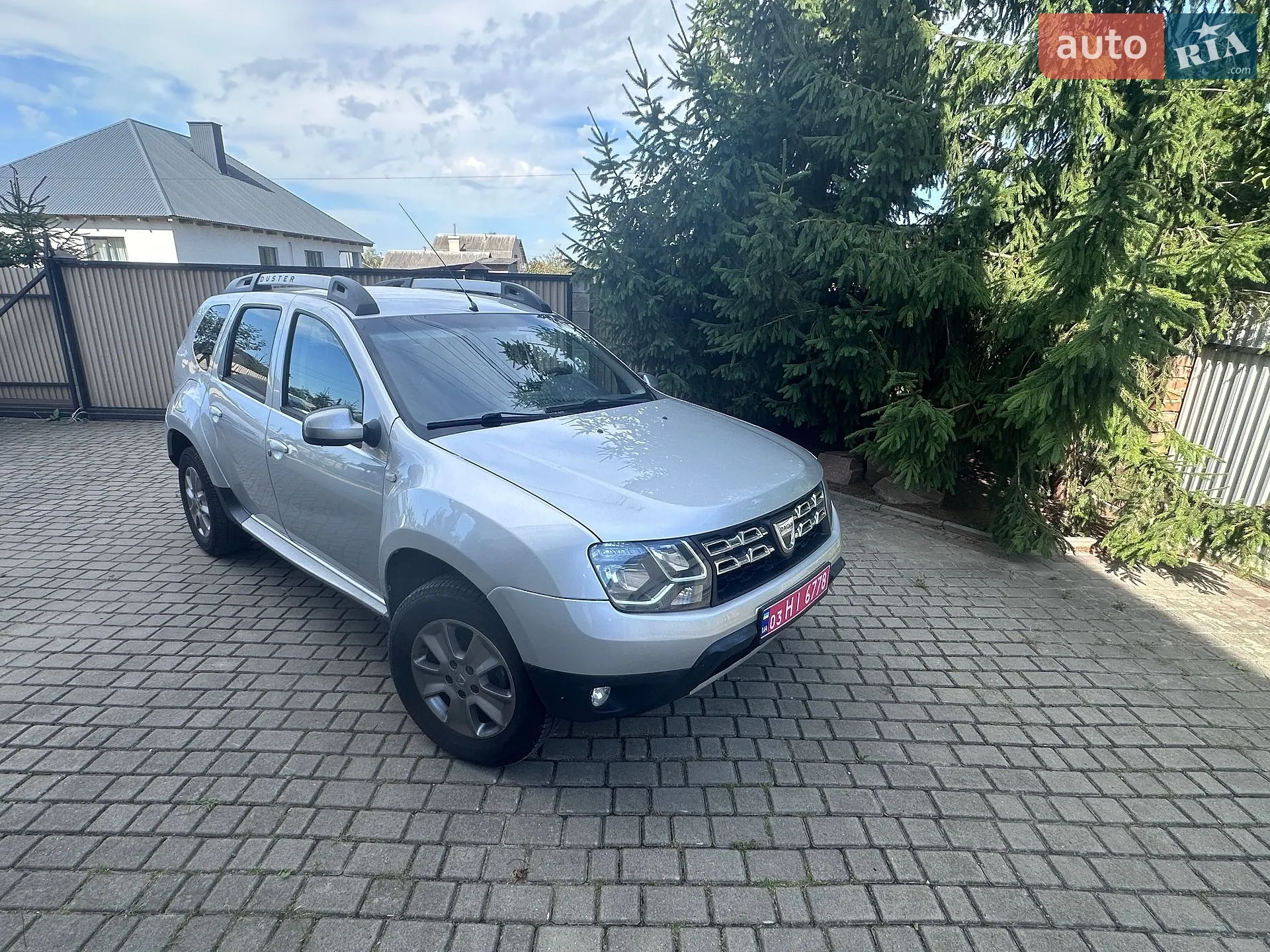 2014 Dacia Duster - мініатюра 2