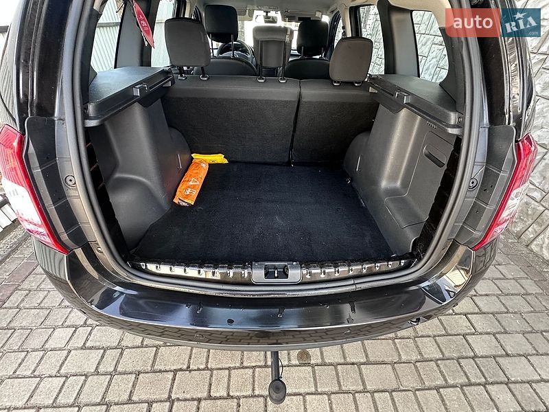 Позашляховик / Кросовер Dacia Duster 2014 в Луцьку