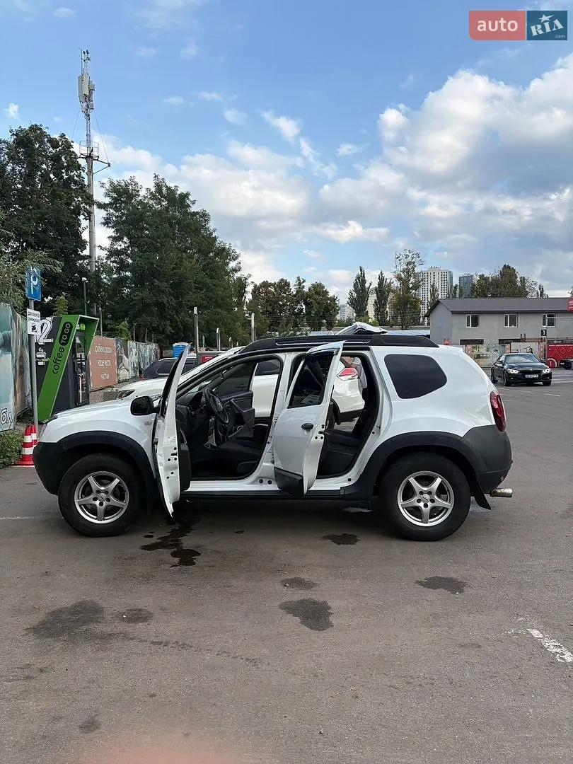 2011 Dacia Duster - мініатюра 9