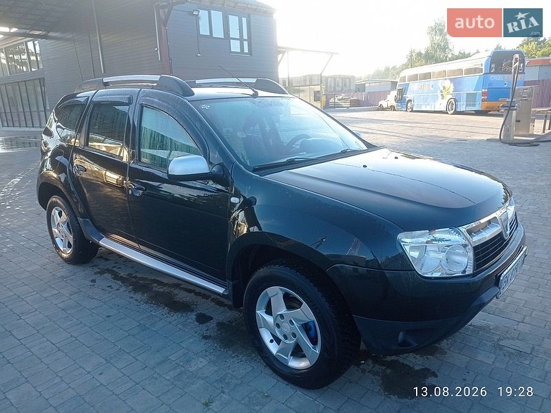 Dacia Duster 2011