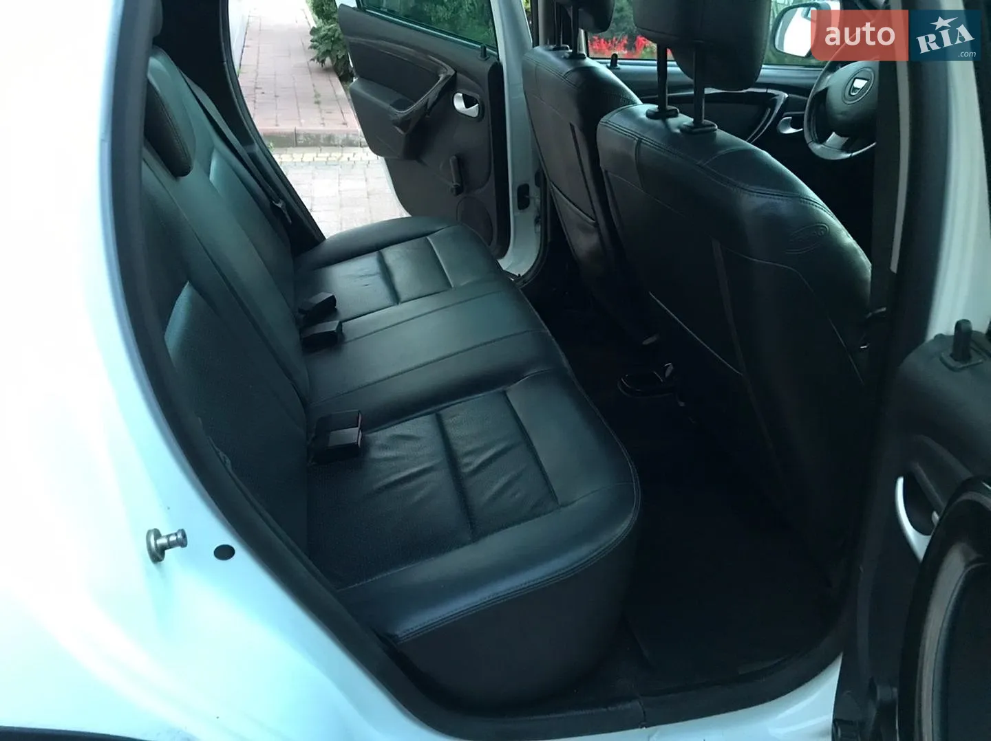 2011 Dacia Duster - мініатюра 16