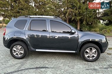 Позашляховик / Кросовер Dacia Duster 2014 в Дубні