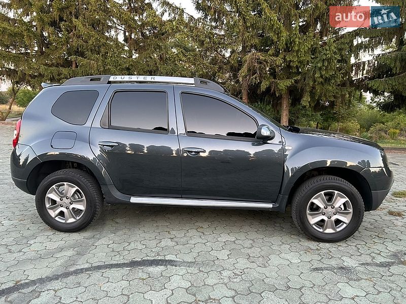 Позашляховик / Кросовер Dacia Duster 2014 в Дубні