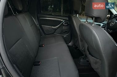 Позашляховик / Кросовер Dacia Duster 2014 в Дубні