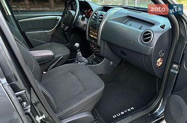 Позашляховик / Кросовер Dacia Duster 2014 в Дубні