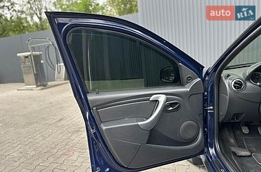 Внедорожник / Кроссовер Dacia Duster 2010 в Дрогобыче