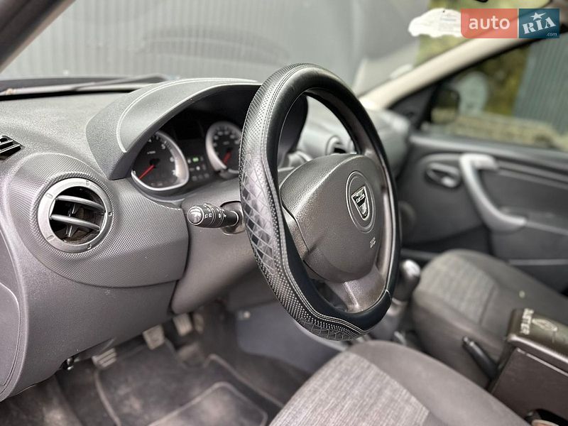Внедорожник / Кроссовер Dacia Duster 2010 в Дрогобыче