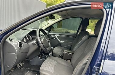 Внедорожник / Кроссовер Dacia Duster 2010 в Дрогобыче