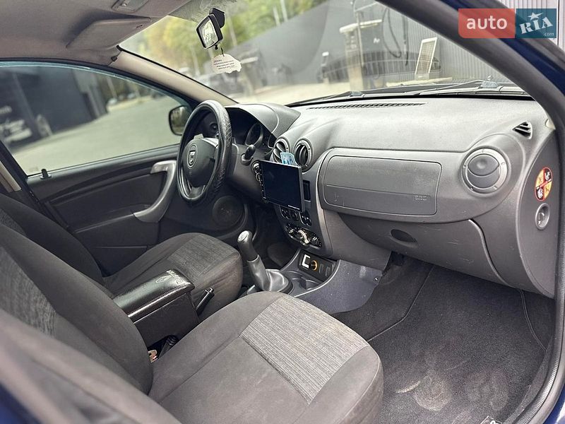 Внедорожник / Кроссовер Dacia Duster 2010 в Дрогобыче