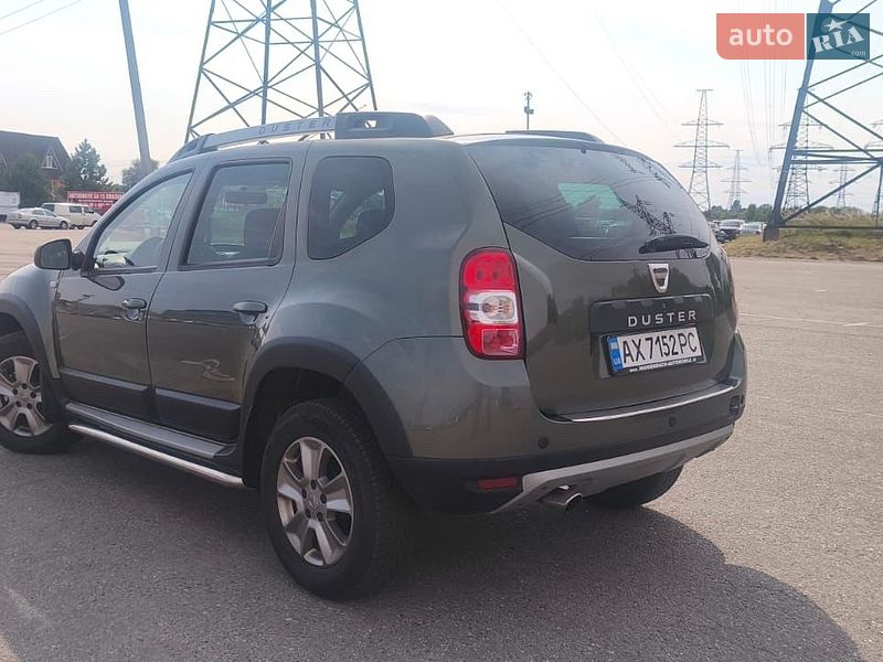 Внедорожник / Кроссовер Dacia Duster 2015 в Харькове