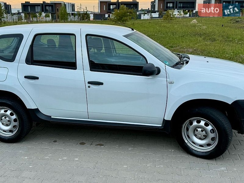 Внедорожник / Кроссовер Dacia Duster 2015 в Ровно фото 4 Внедорожник / Кроссовер Dacia Duster 2015 в Ровно