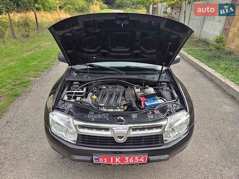 Внедорожник / Кроссовер Dacia Duster 2011 в Каменском