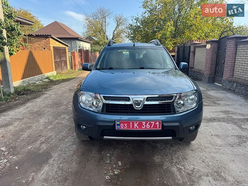 Позашляховик / Кросовер Dacia Duster 2012 в Охтирці