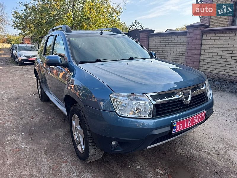 Позашляховик / Кросовер Dacia Duster 2012 в Охтирці