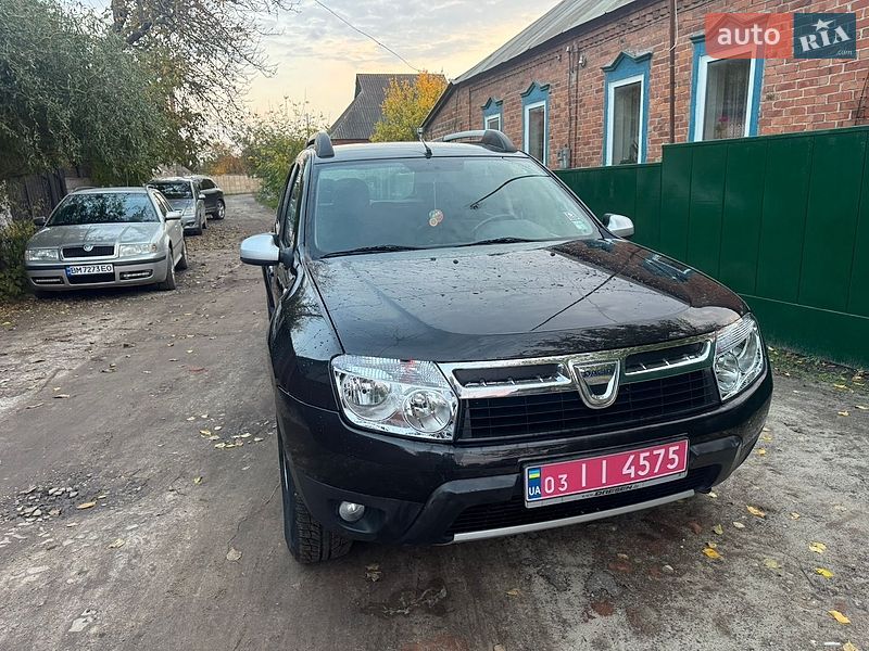 Внедорожник / Кроссовер Dacia Duster 2012 в Ахтырке