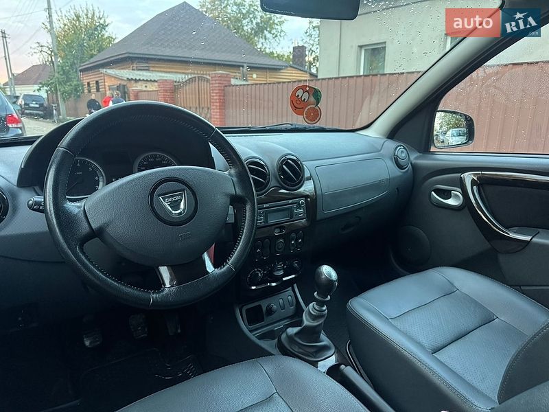 Внедорожник / Кроссовер Dacia Duster 2012 в Ахтырке