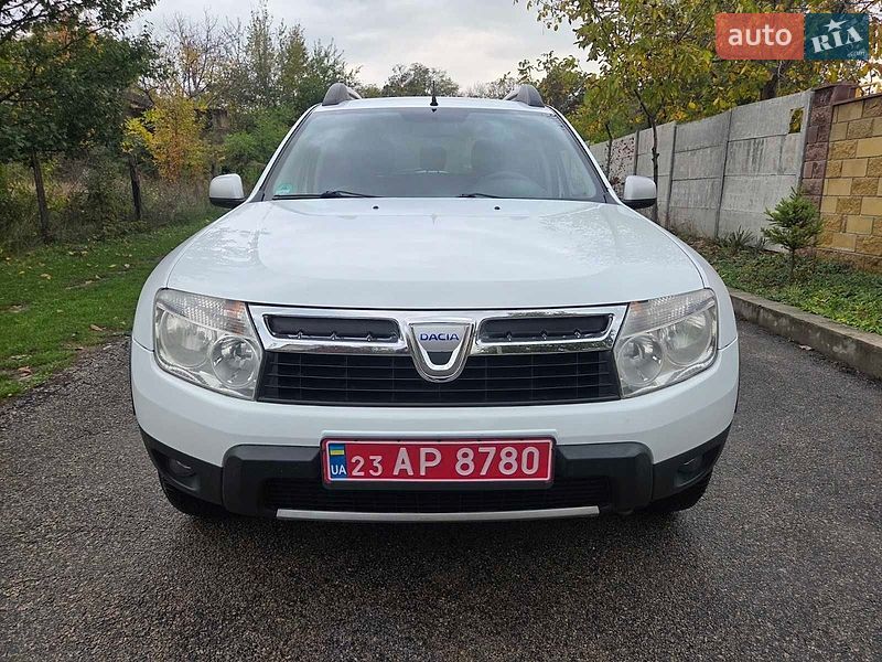 Внедорожник / Кроссовер Dacia Duster 2011 в Каменском