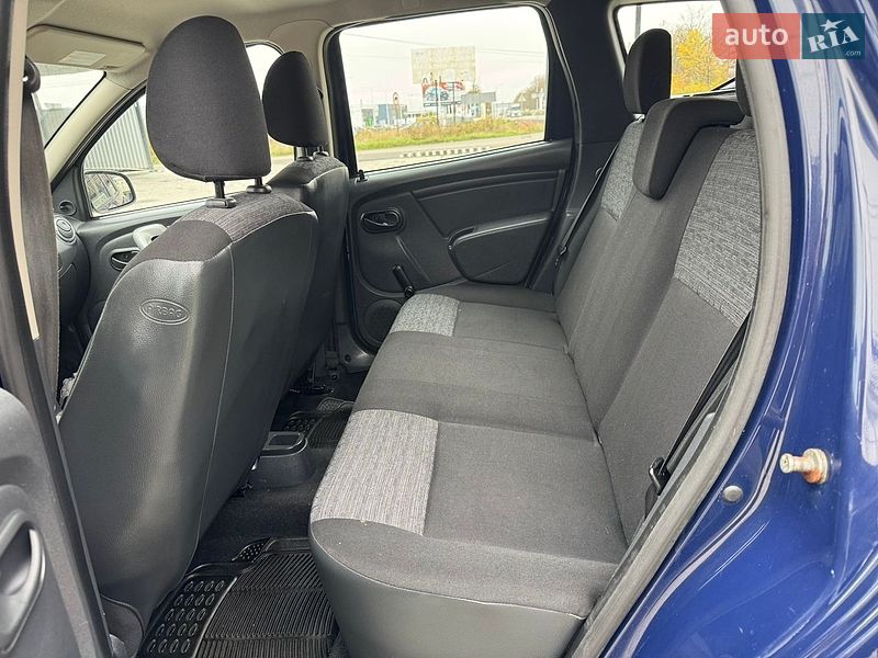 Внедорожник / Кроссовер Dacia Duster 2012 в Ивано-Франковске