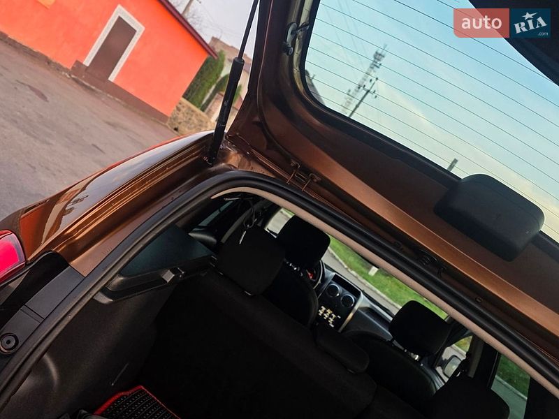 Позашляховик / Кросовер Dacia Duster 2015 в Новоархангельську