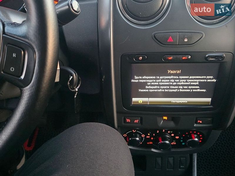 Позашляховик / Кросовер Dacia Duster 2015 в Новоархангельську