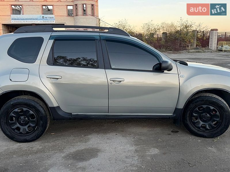 Внедорожник / Кроссовер Dacia Duster 2012 в Борщеве
