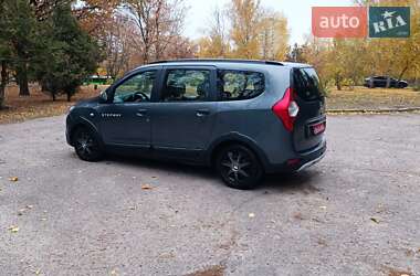 Минивэн Dacia Lodgy Stepway 2017 в Харькове