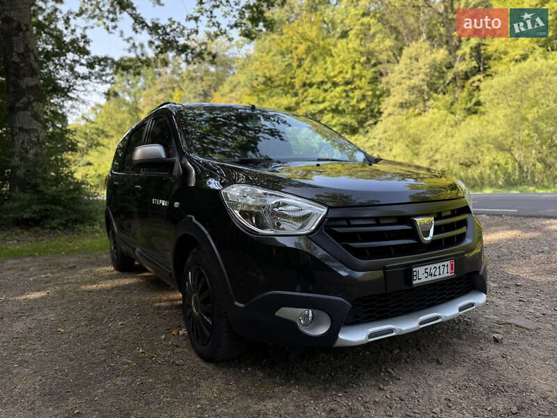 Минивэн Dacia Lodgy Stepway 2016 в Стрые фото 14 Минивэн Dacia Lodgy Stepway 2016 в Стрые