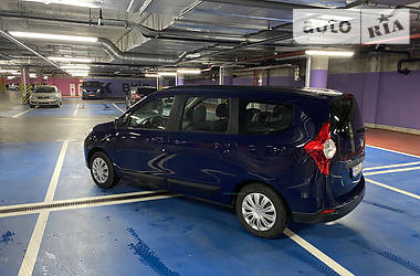 Мінівен Dacia Lodgy 2013 в 